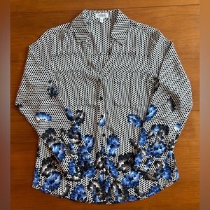 Express Size M Patterned Button Up Shirt